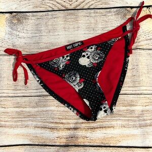 Hot Topic sz M Bathing suit bottom skull & roses